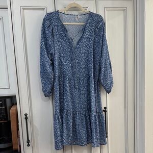 Versona Blue and White Floral Dress